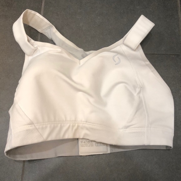 moving comfort nursing sports bra